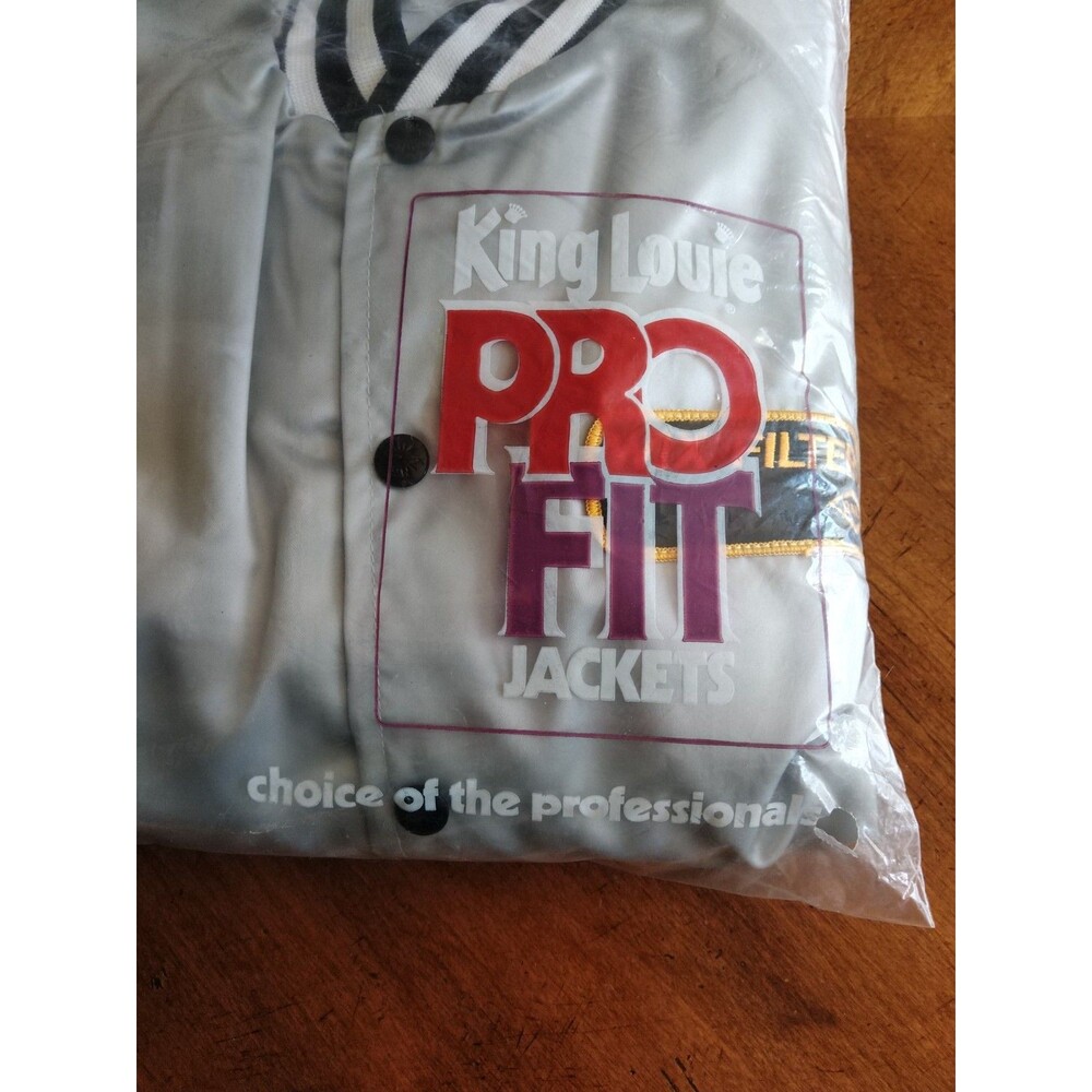Vintage King Louie Pro Fit Silver Bomber Jacket Adult Large Nylon USA Wix Filter - Picture 16 of 16